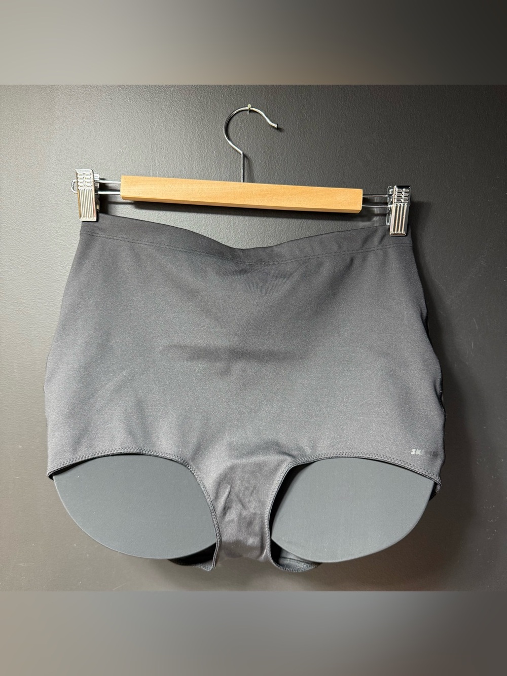 SKIMS Body Butt Enhancing Padded Briefs - Onyx